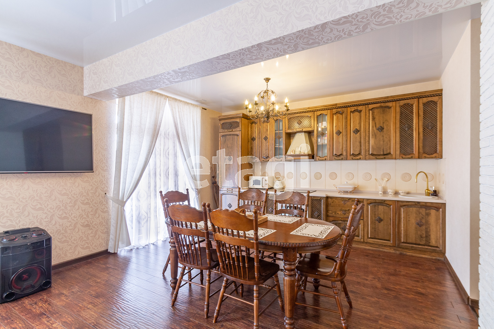 Кухонный гарнитур останется в квартире после переезда прежних хозяев