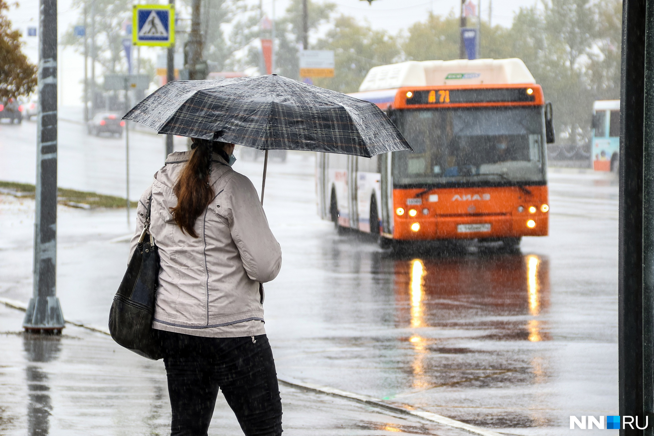 Москву накрыл сильный дождь. Узнали у синоптика, придет ли ливень в Нижегородскую область