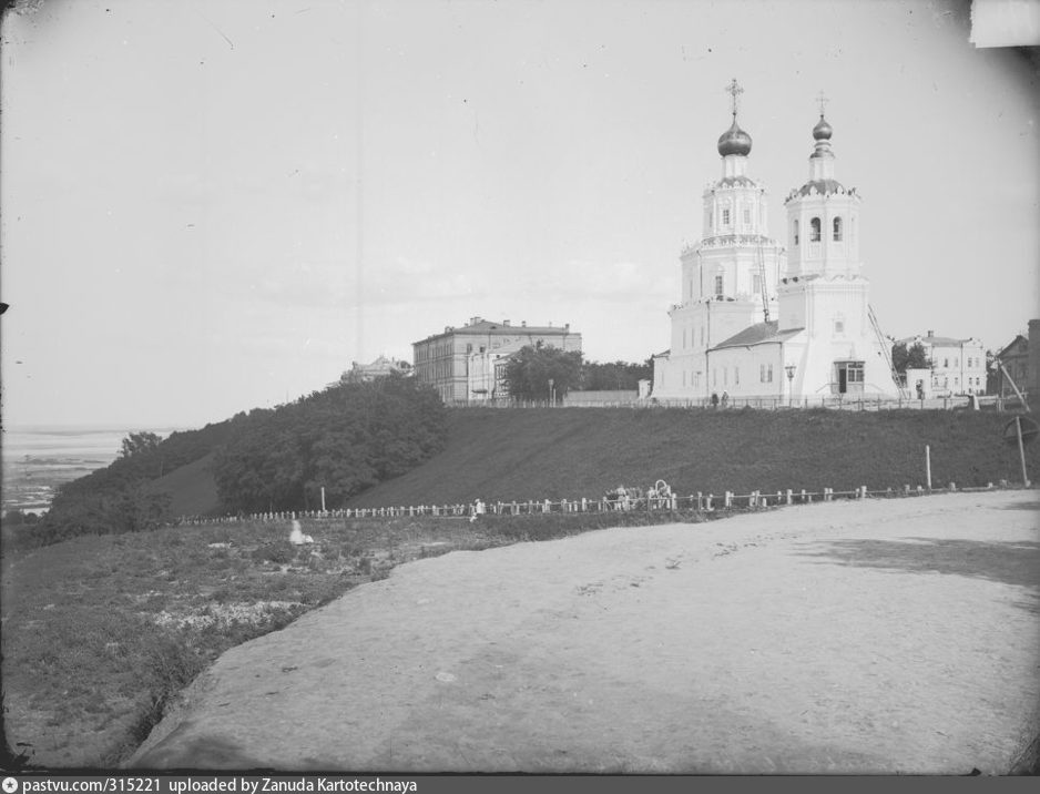 Церковь Святого Георгия Победоносца, 1890–1900