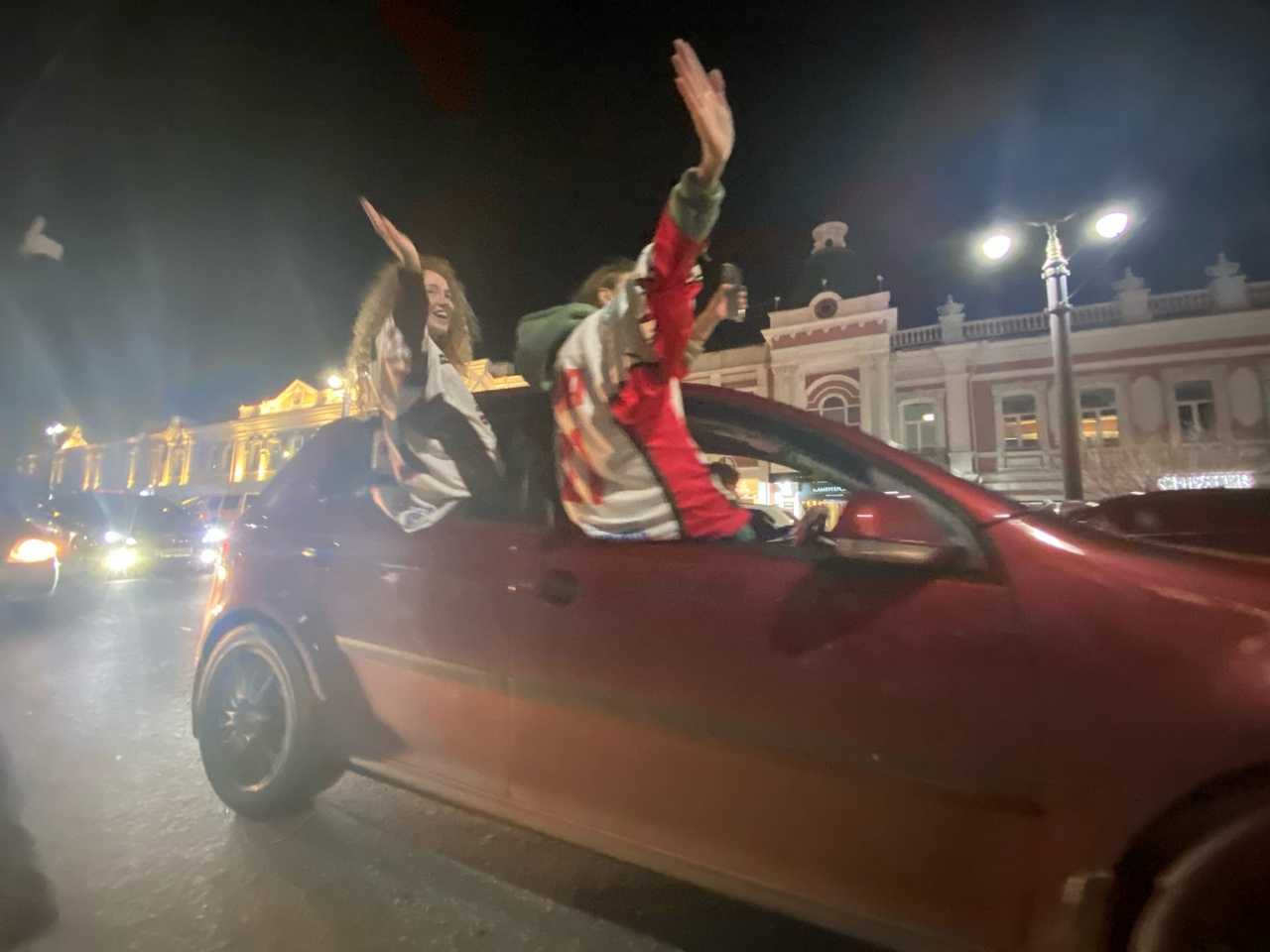 Болельщики захватили центр Болельщики захватили центр
