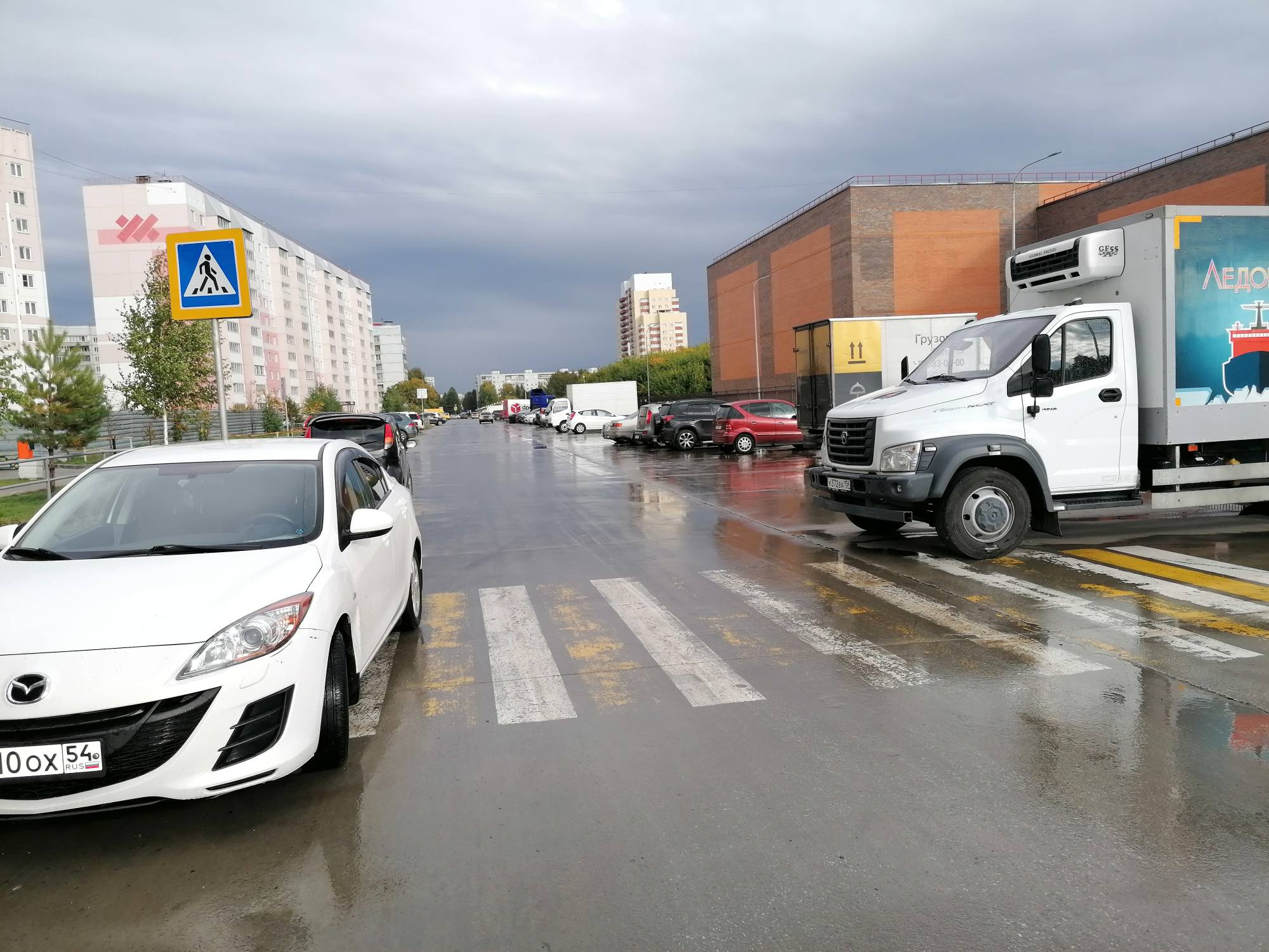 Парковка ДПС. Стоянка ГАИ. Гаишник на стоянке. Фото стоянки ГИБДД Москва. Правило парковки гибдд