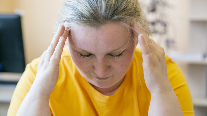 Как избавиться от мигрени: невролог назвала 6 надежных способов