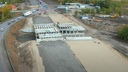 На участке трассы М-5 возле Белозерок строители установили перекрытия нового путепровода