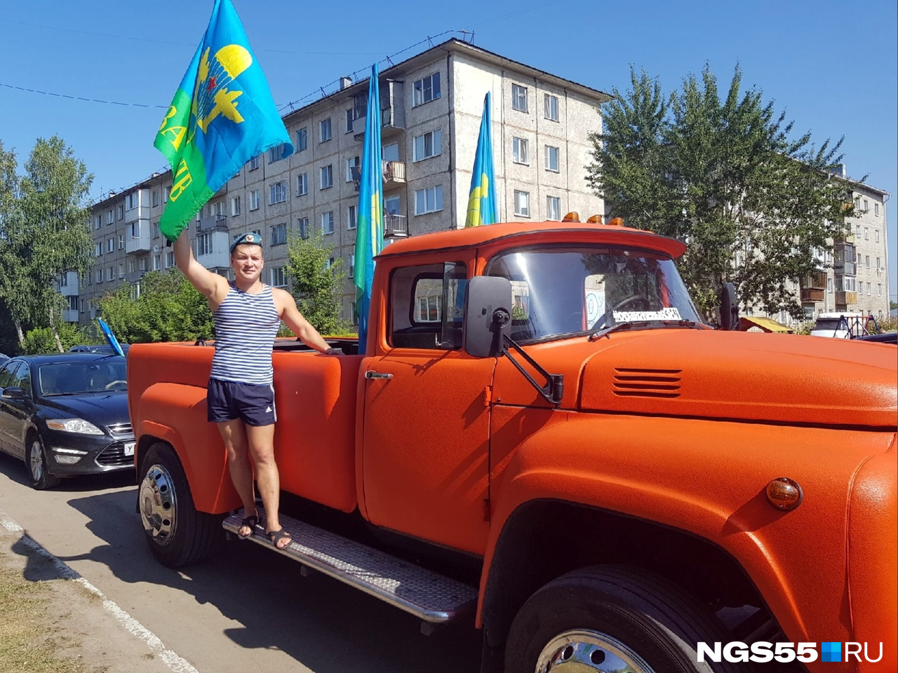 А эта машина нам уже знакома А эта машина нам уже знакома
