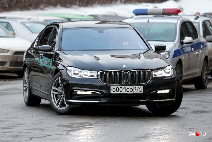750-я модель BMW стоимостью более 8 миллионов рублей досталась Алексею Текслеру от предшественника