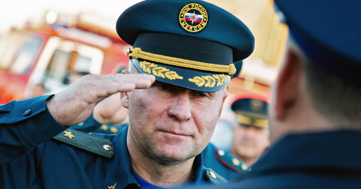Генерал МЧС Зиничев.