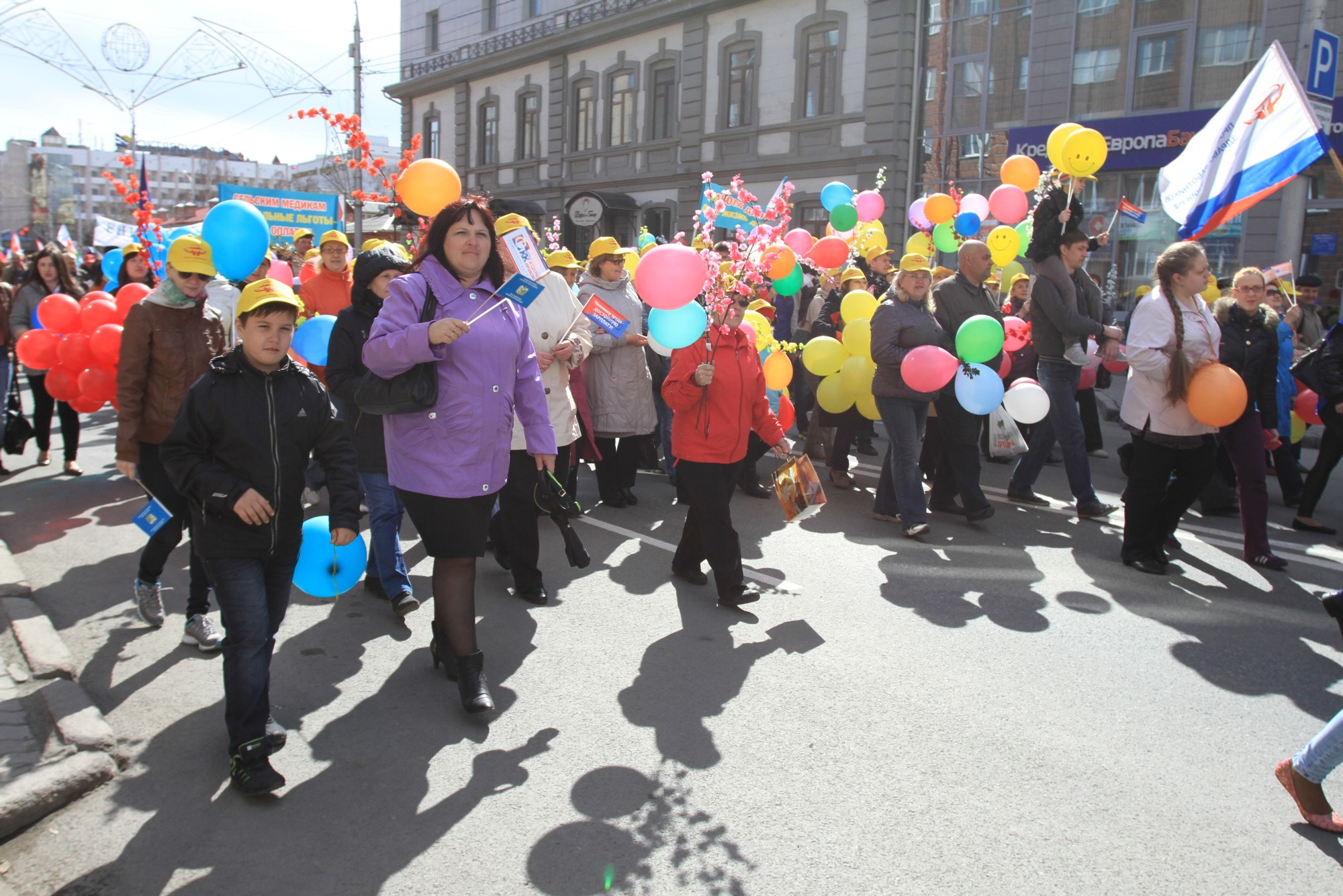 Праздничное шествие в 2013 году<br>