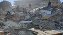 В Турции мощное землетрясение и цунами: рушатся дома, лодки уносит в море