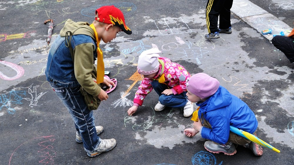 День защиты от... Детский омбудсмен — о том, от чего нужно спасать детей на Урале