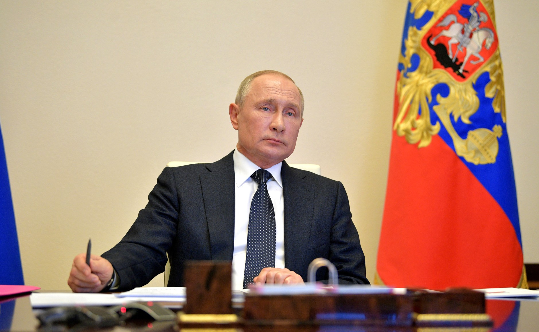 «Мы сегодня в ситуации борьбы с врагом»: Путин продлил самоизоляцию до 11 мая и напомнил о Спарте
