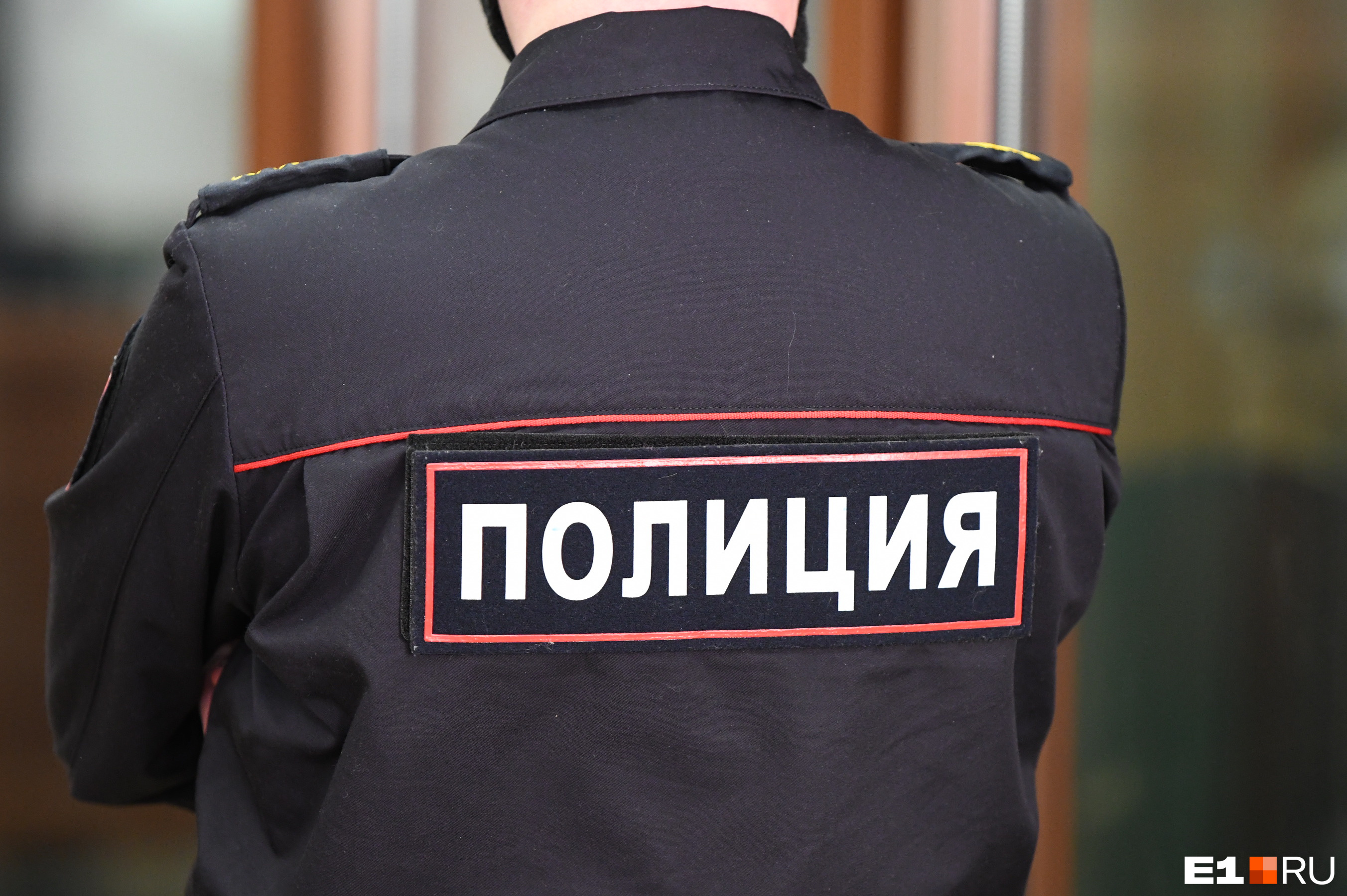 В Ижевске мужчина выбросил из окна 17-летнюю девушку и погиб сам: новости 15 июля