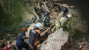В Новосибирске рухнула стена дома, 12 человек остаются под завалами