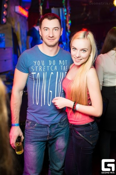 Аня и Дима в клубе в день аварии