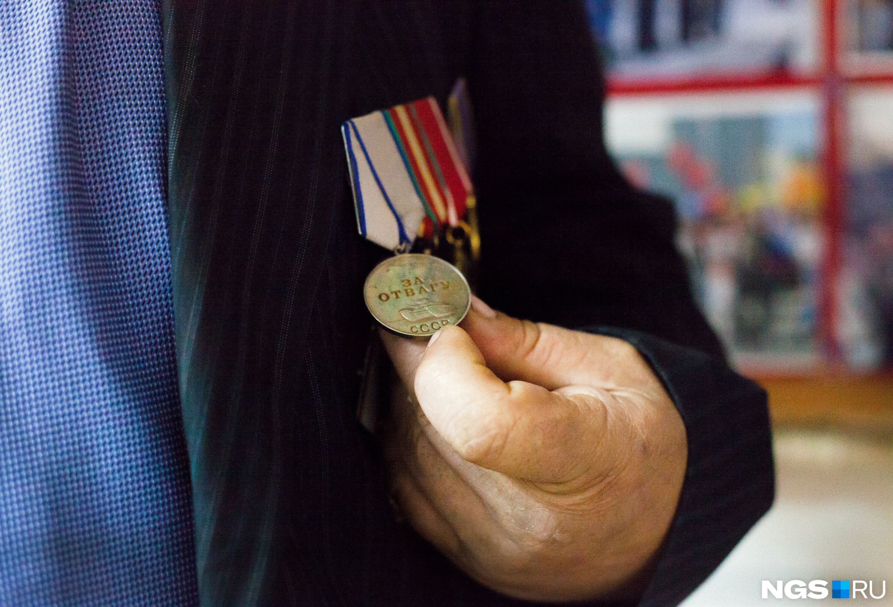 За бой на высоте 3234 Игорь Тихонов получил медаль «За отвагу»
