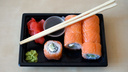 Суд на два месяца закрыл доставку суши, продукцией которой отравились 37 новосибирцев