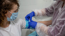 Опасна ли китайская вакцина от COVID-19? Интервью с эпидемиологом об испытании препарата на уральцах