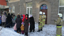 Россия в эвакуации: в городах вновь рассылают массовые письма о минировании