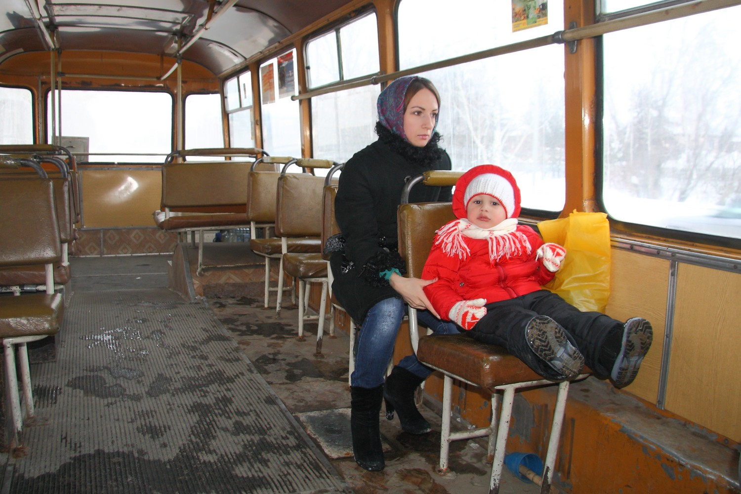 Автобусом, например, интересовались создатели музея из Академгородка, но и они пока не дали ответа. «У них нет площадки, они готовы вложить какую-то сумму, но если найдется тот, кто будет автобус содержать. Хотя идея использовать этот автобус для экскурсий по Новосибирску и в Академгородок им нравится», — знает Дмитрий Кречетов.