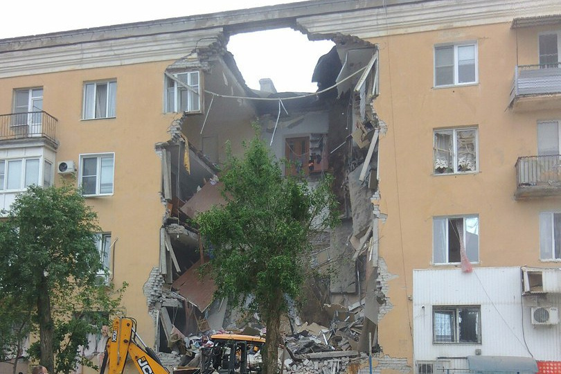 На месте взорвавшегося дома в Волгограде возводят новую 10-этажку