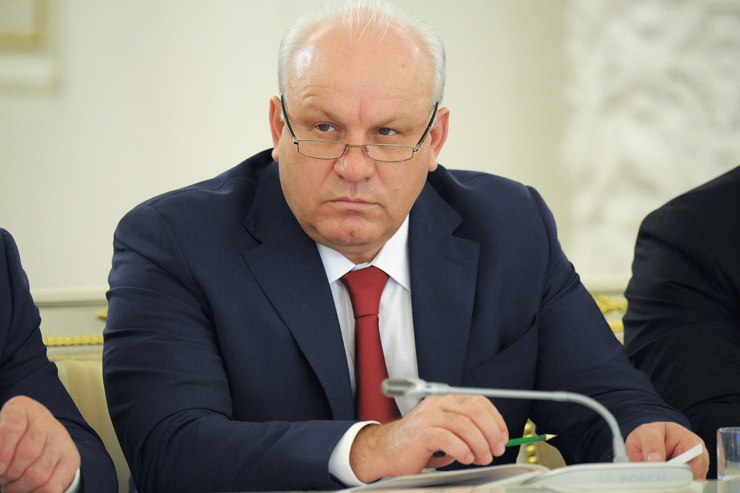 Глава Хакасии — председатель республиканского правительства Виктор Зимин<br>