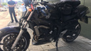 Мотоциклист влетел головой в бизнес-центр на Орджоникидзе