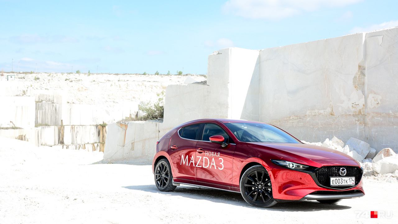 Выбирая по цене, на Mazda3 даже не взглянешь. Хотя нет — взглянешь всё равно Выбирая по цене, на Mazda3 даже не взглянешь. Хотя нет — взглянешь всё равно