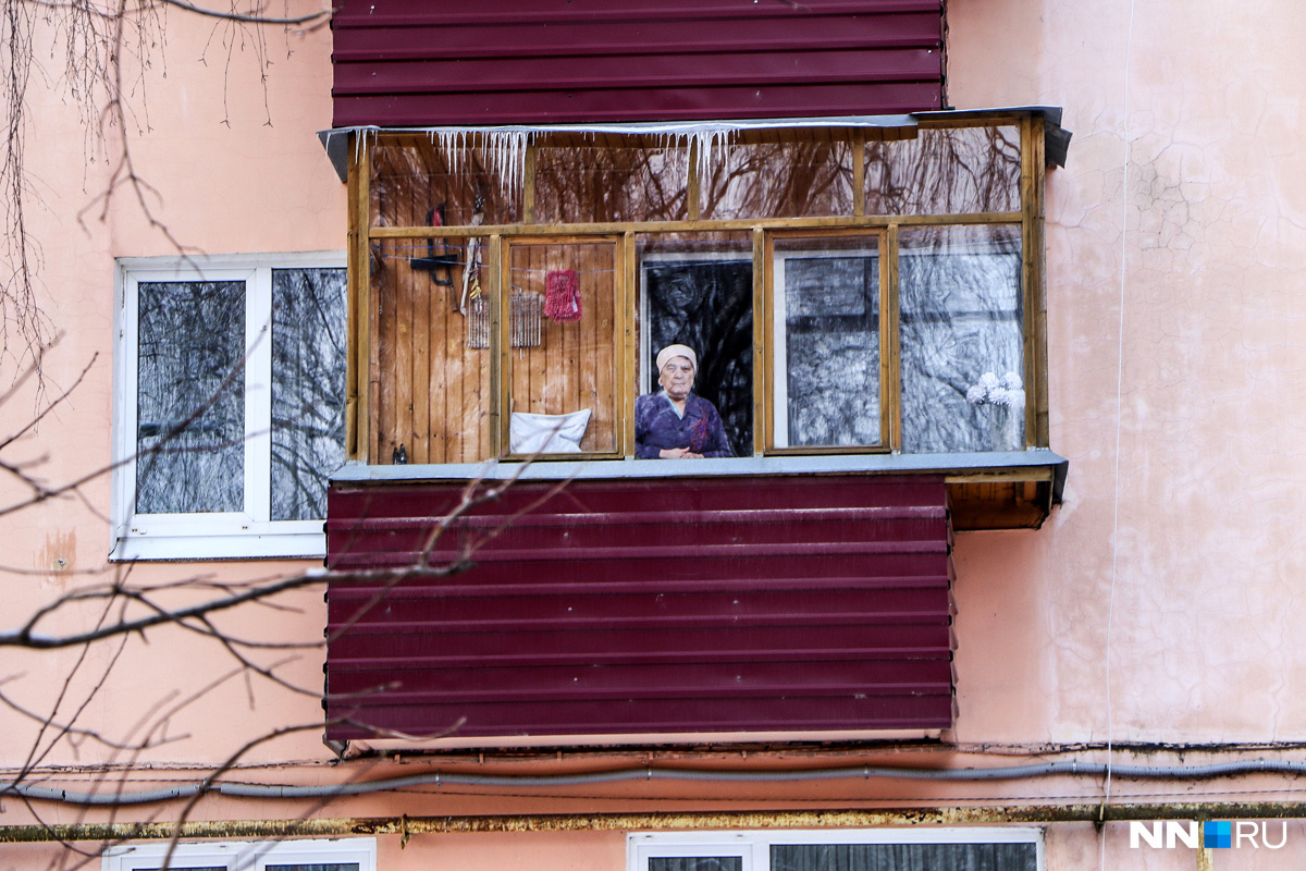 Смотрим в окна соседних домов