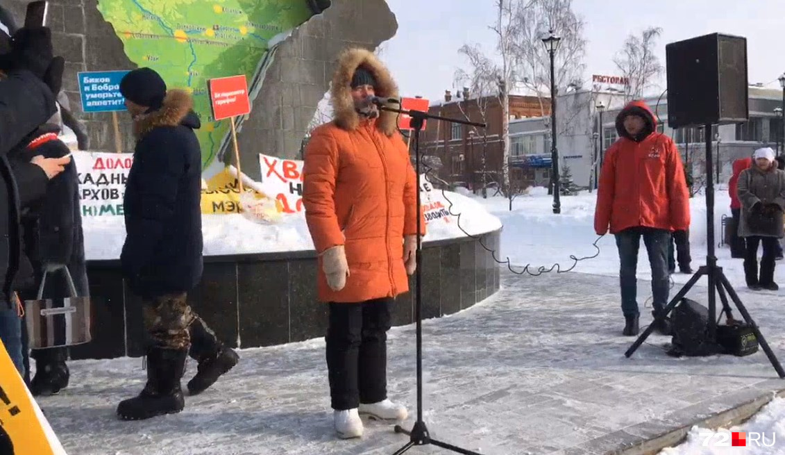 Согласованный митинг завершается выступлением для горожан, которые имеют дачные участки Согласованный митинг завершается выступлением для горожан, которые имеют дачные участки