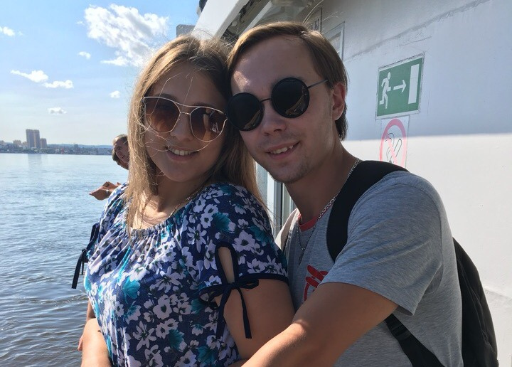 Дмитрий и Ульяна мечтают купить минивэн для путешествий