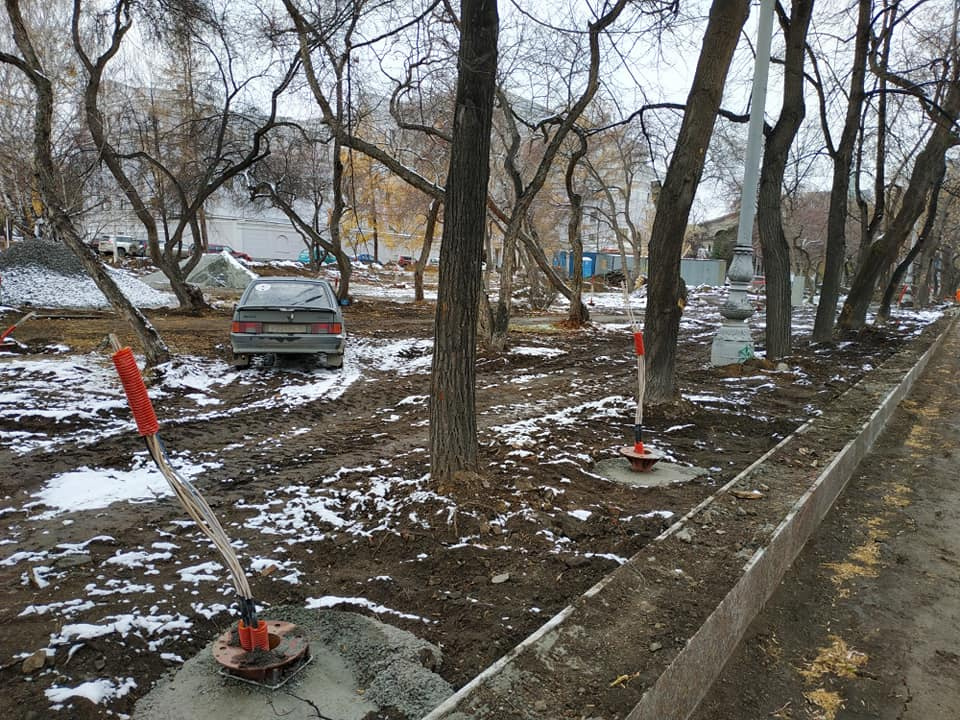 Теперь тут можно парковать и автомобили Теперь тут можно парковать и автомобили