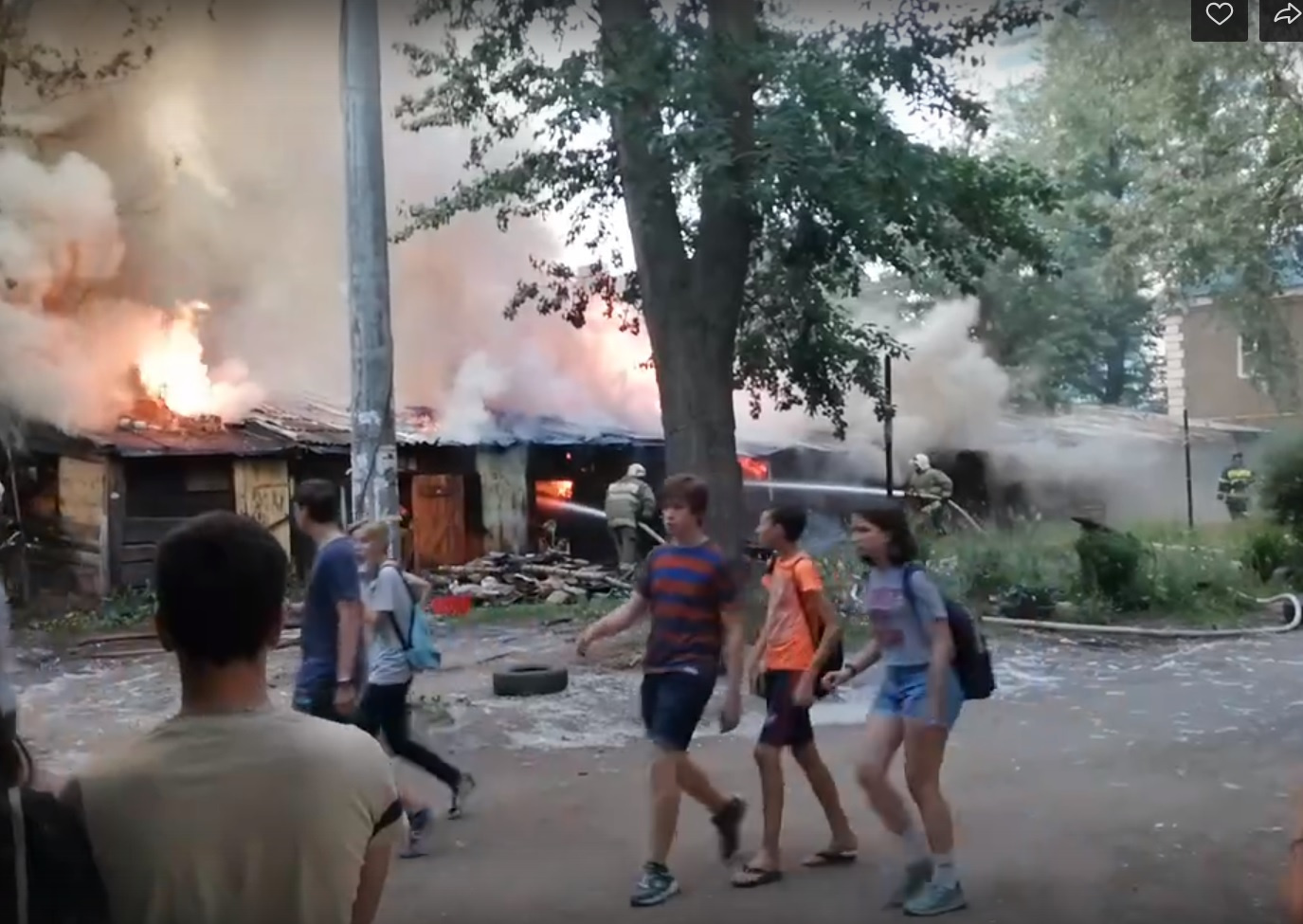 Вот как это выглядело вблизи Вот как это выглядело вблизи