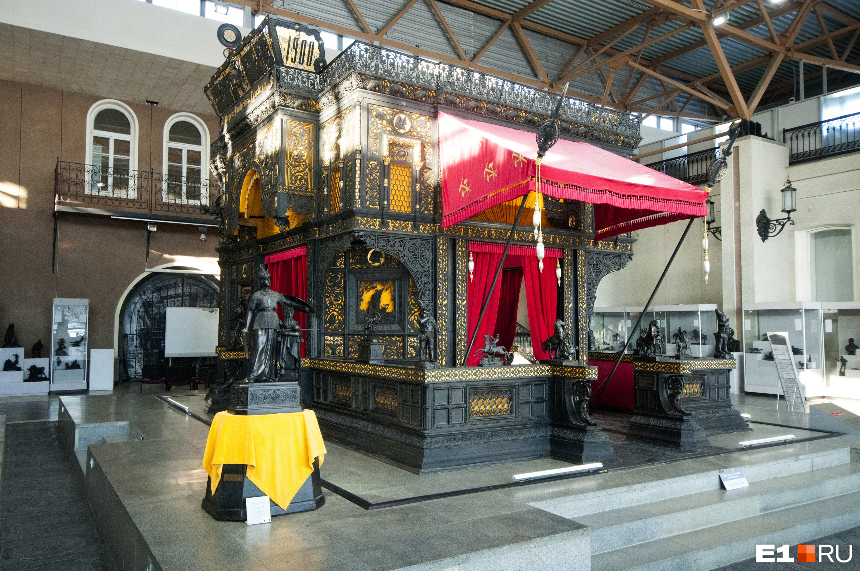 Знаменитый Каслинский чугунный павильон в Музее изо