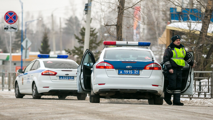 ГИБДД: Страховые агенты в Красноярске стали подделывать техосмотры на авто