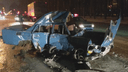 Машина всмятку: на Петухова водитель «Жигулей» погиб после столкновения с двумя фурами