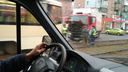В Ярославле фура перегородила дорогу, врезавшись в трамвай