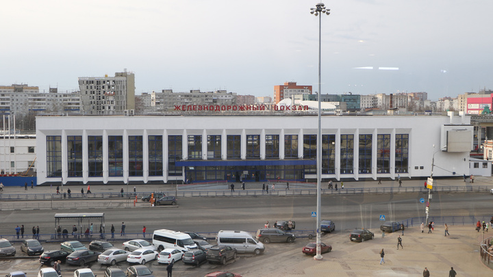 Здание Московского вокзала эвакуировали из-за сообщении о бомбе