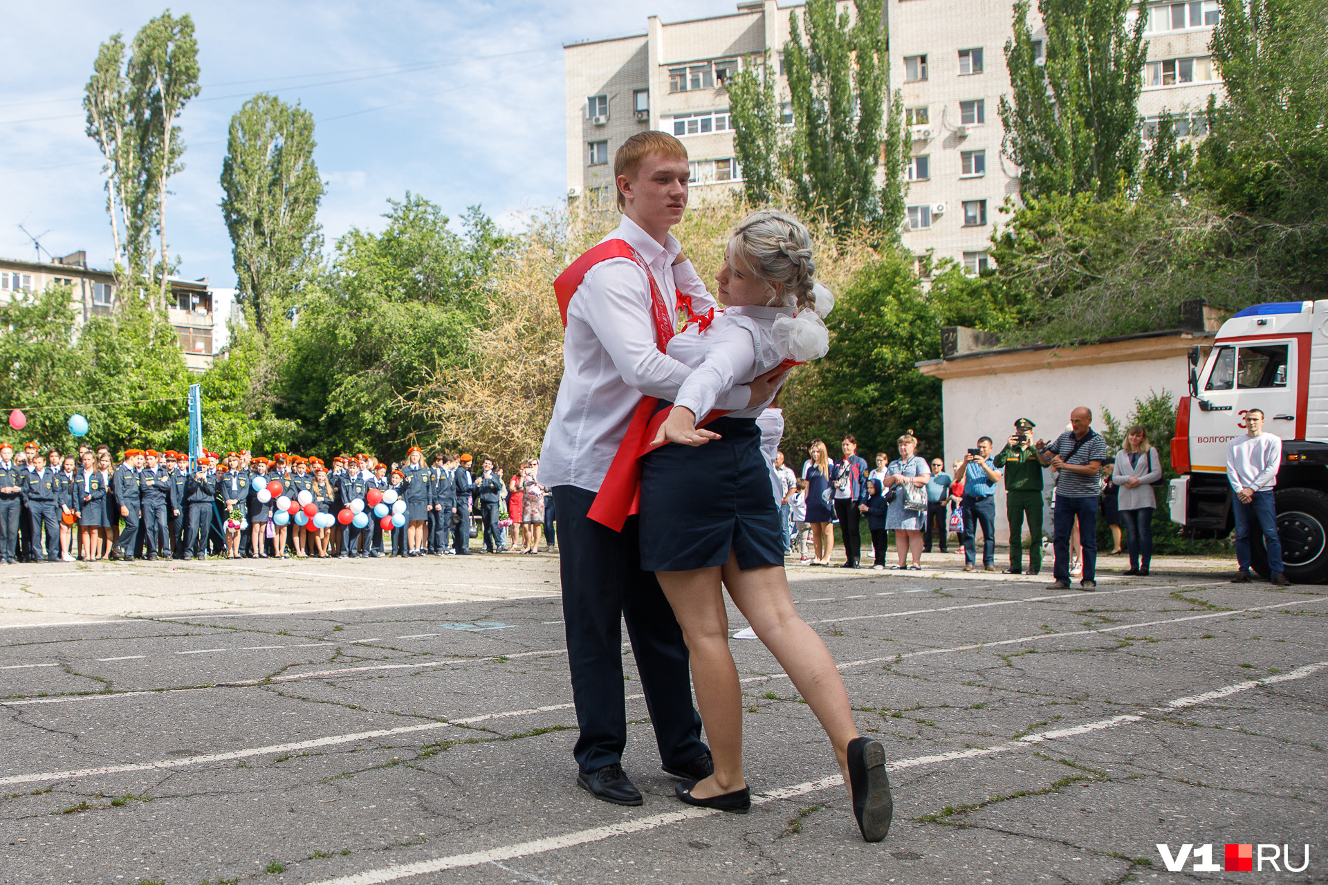 Котово битва. 29 Школа Волгоград. 25 Мая. Последний звонок фотографии. 25 Май последний звонок.