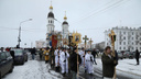 В крестном ходе с мощами святителя Луки по набережной прошли более 1500 верующих