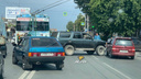 Троллейбус объезжал ДТП с двумя машинами на Бориса Богаткова и устроил аварию с третьей