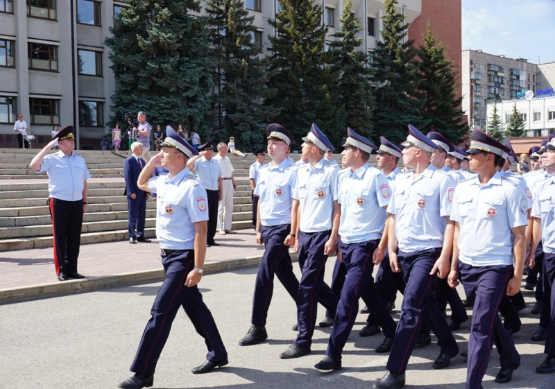 Мпк магнитогорск. Конвой полиция Магнитогорск. Милиция Магнитогорск. МВД Магнитогорск. УМВД России по г Магнитогорску.