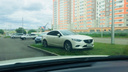 В Красноярске вводится штраф до 100 тысяч за парковку на газонах