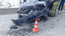 В Екатеринбурге при столкновении грузовика и легковушки школьник получил перелом челюсти