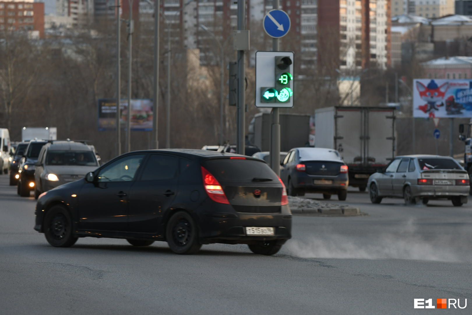 Теперь водителям, которые поворачивают налево, не нужно пропускать встречный поток