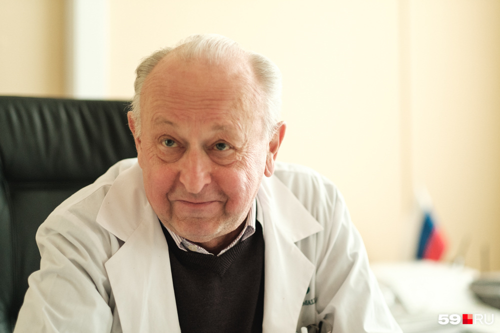 Олег Алексеевич считает, что на возникновение рака может повлиять постоянное травмирование одного участка кожи Олег Алексеевич считает, что на возникновение рака может повлиять постоянное травмирование одного участка кожи