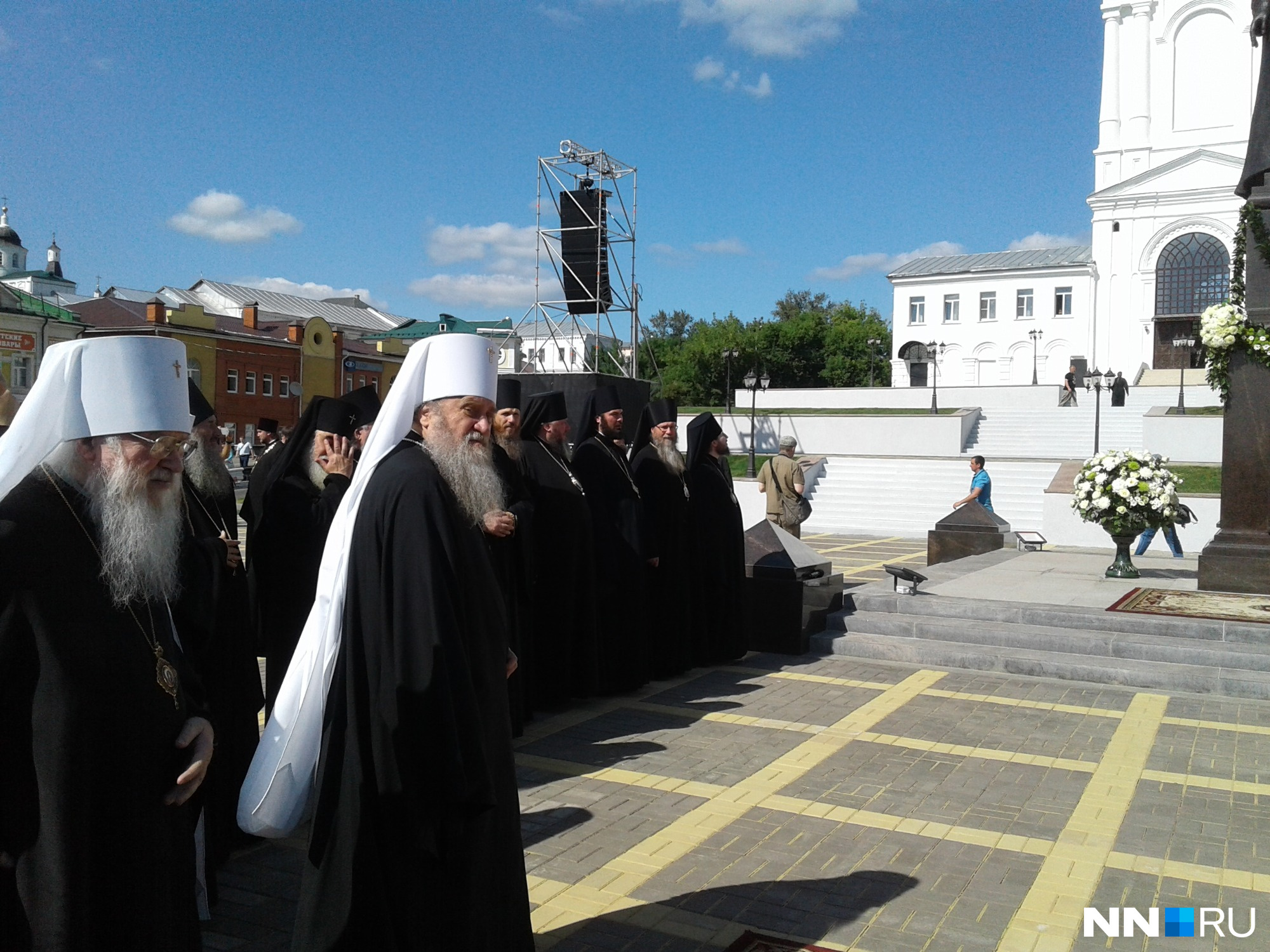 Высшее духовенство на открытии Высшее духовенство на открытии