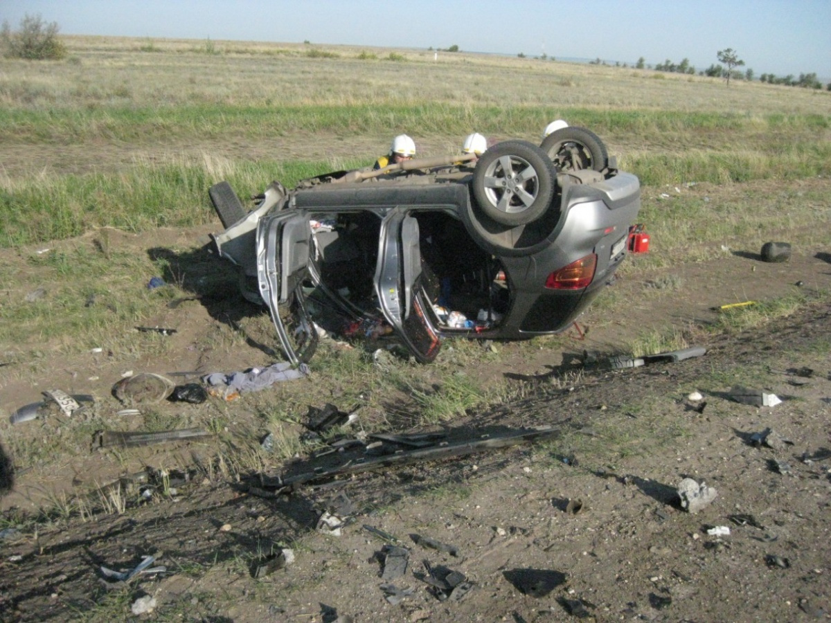 В момент аварии Быковы находились на передних сиденьях
