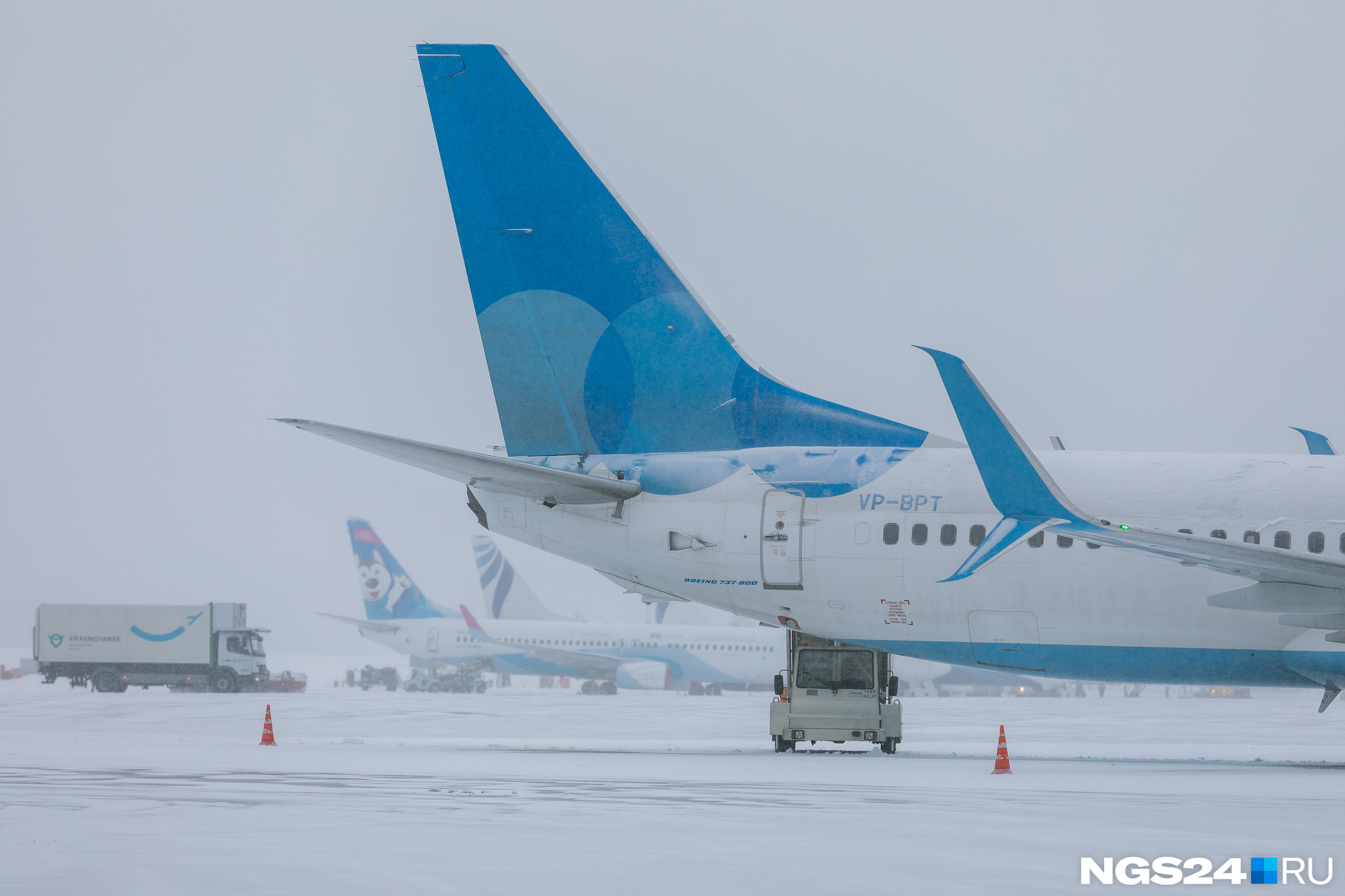 Самолет красноярск турция