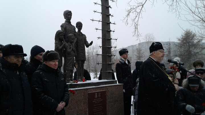 Памятник детям-узникам концлагерей открыли в парке «Гвардейский»