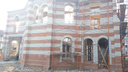 Строители воссоздали восточный фасад Самарской синагоги