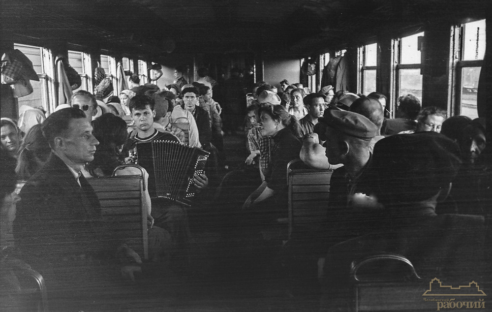 Озеро Ильменское, турбаза. В электричке к Ильменскому озеру. 1960 год Озеро Ильменское, турбаза. В электричке к Ильменскому озеру. 1960 год